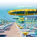 Bright With Terrace Porto Santa Margherita