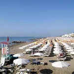 Bright With Terrace * Порто-Санта-Маргерита-ди-Каорле
